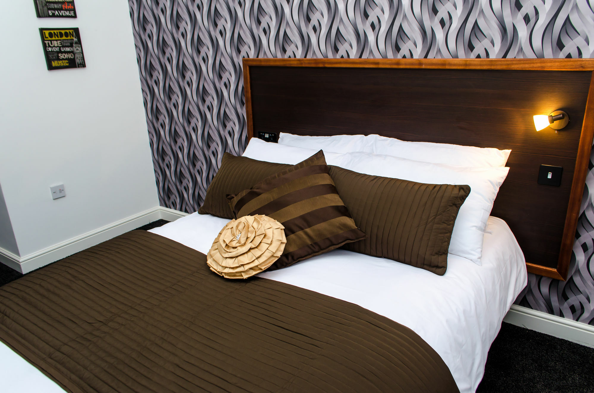 Imperial Salford Hotel Ngoại thất bức ảnh